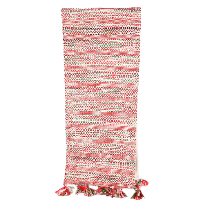 Chunk Yarn Square End Table Runner - Red/Green/Ivory